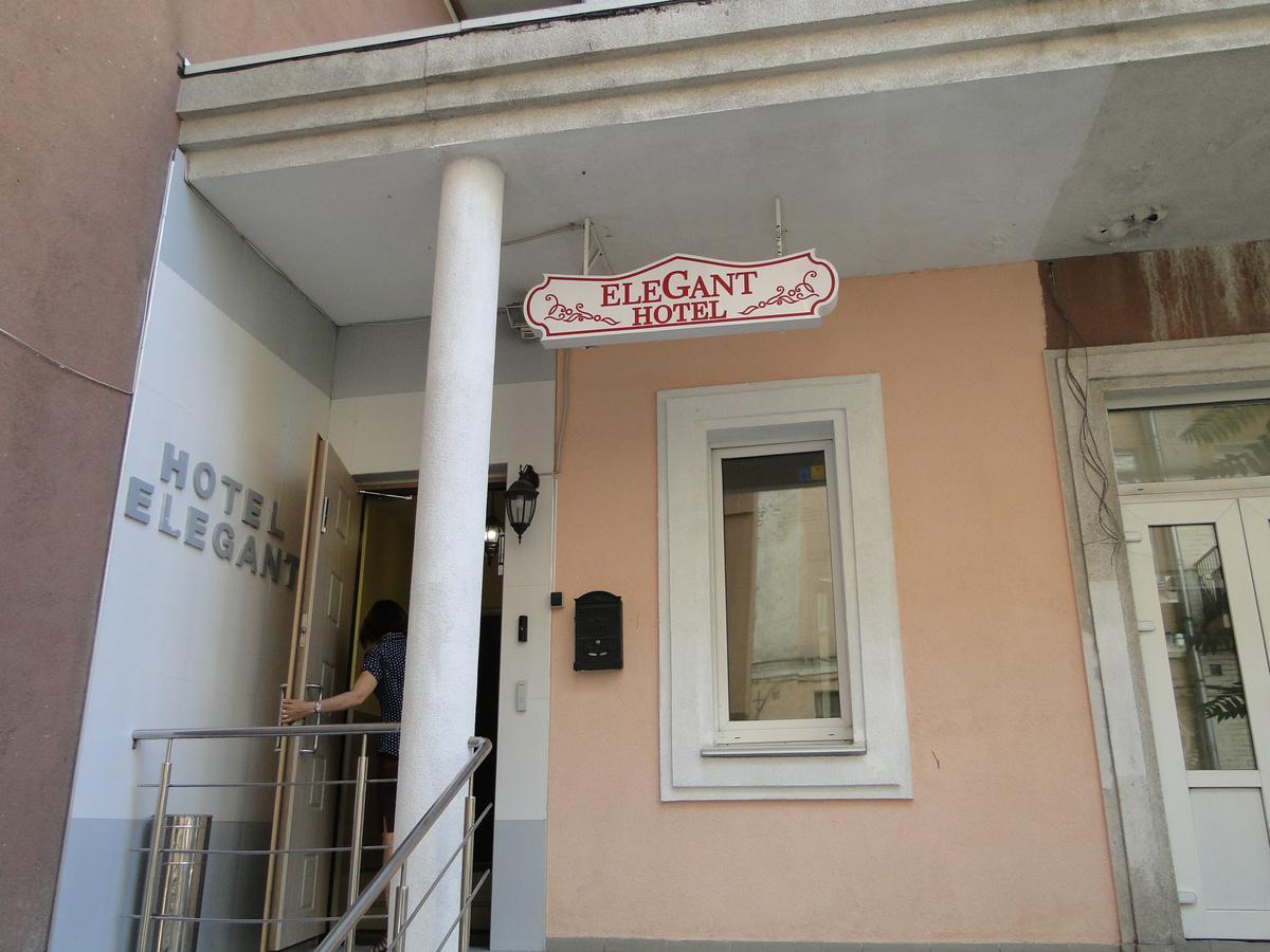 Mini Elegant Hotel Kiev Buitenkant foto